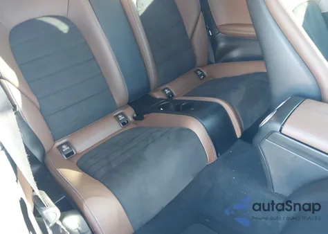 2017 Mercedes-Benz C 300 из США, поврежденный, VIN WDDWJ4JB2HF344328